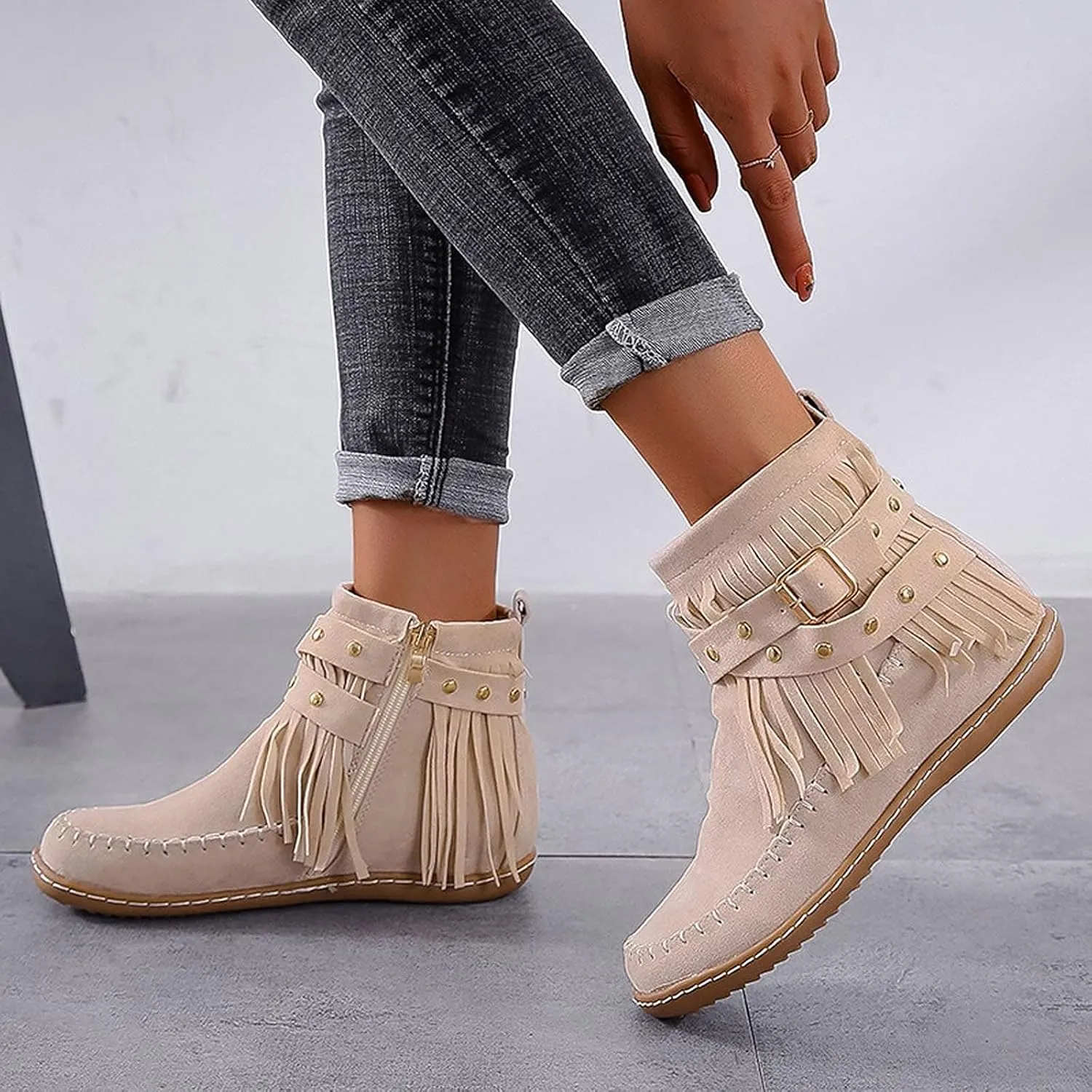 AUNTHUI Sursell Women's Suede Fringe Ankle Boots Round Toe Flats,Winter Warm Fashionable Western Outdoor Short Boots with Zipper