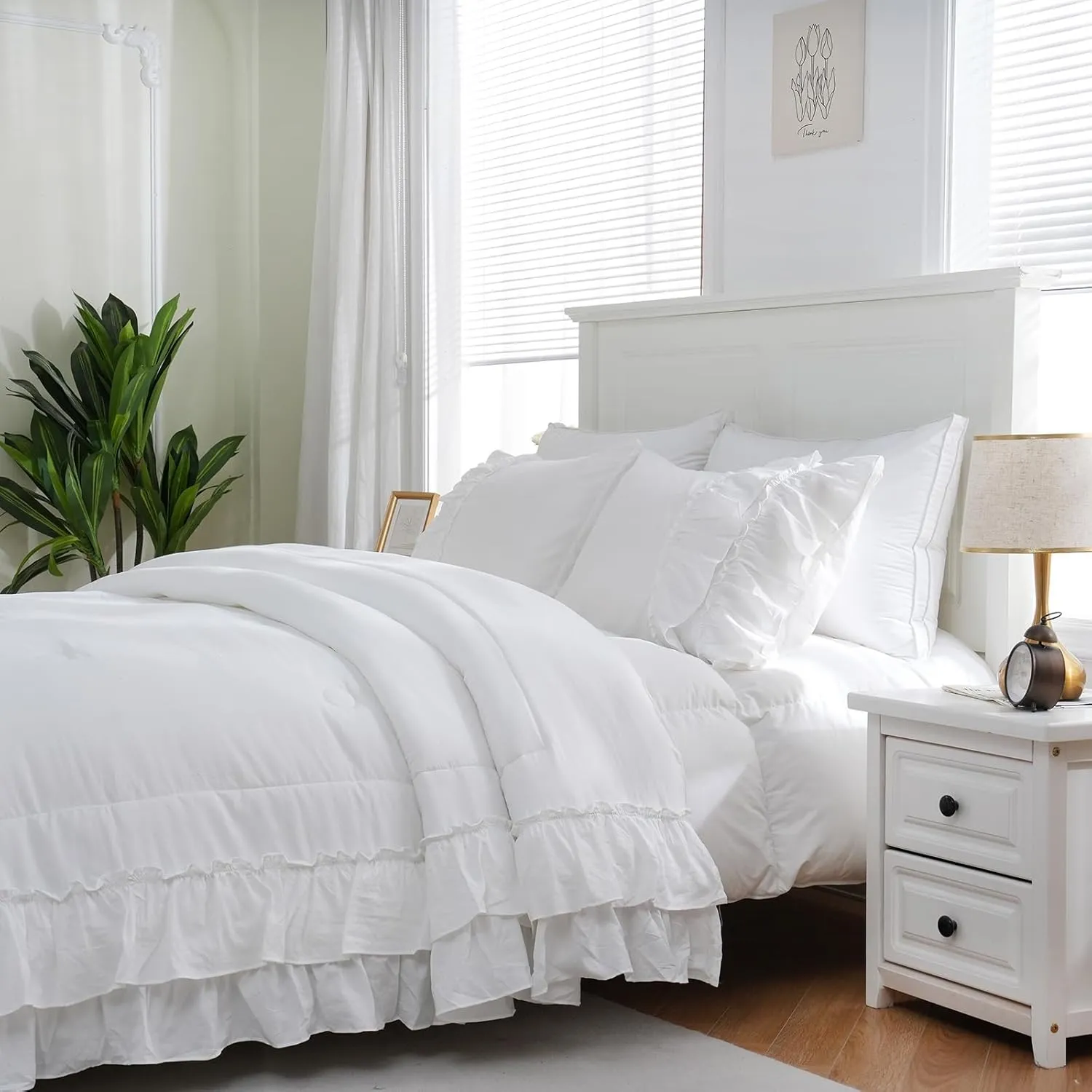 Boho Bedding Comfrter Queen White Comforter Set Shabby Chic Bedding 2 Layers Ruffles Home Decor Farmhouse Bed Comforter 1 Comforter 2 Pillowcases (White, Queen)