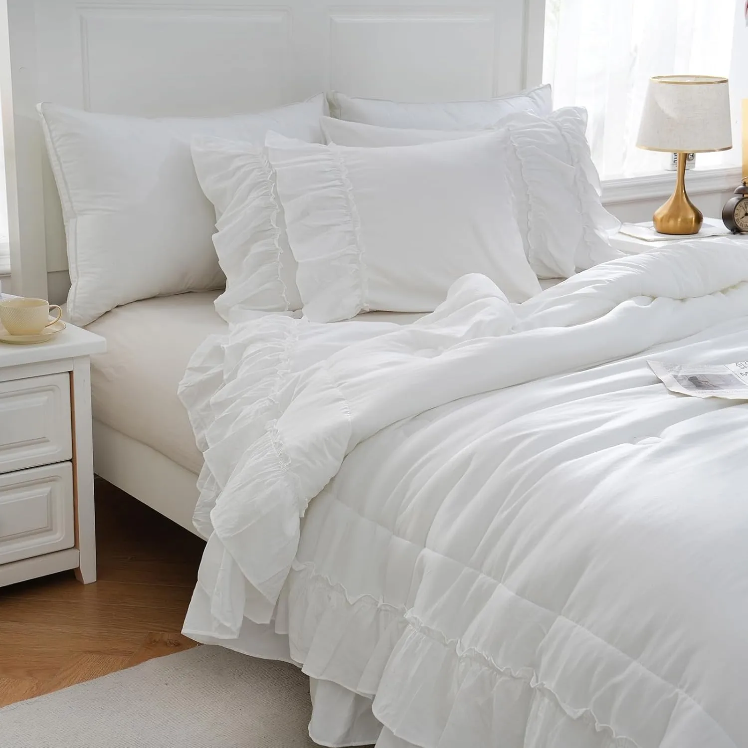 Boho Bedding Comfrter Queen White Comforter Set Shabby Chic Bedding 2 Layers Ruffles Home Decor Farmhouse Bed Comforter 1 Comforter 2 Pillowcases (White, Queen)