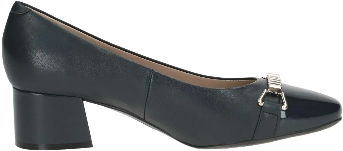 Caprice Women's Closed-Toe Pumps