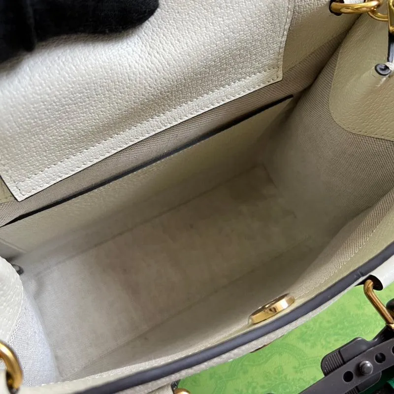 Charm - GG Bags - 1399