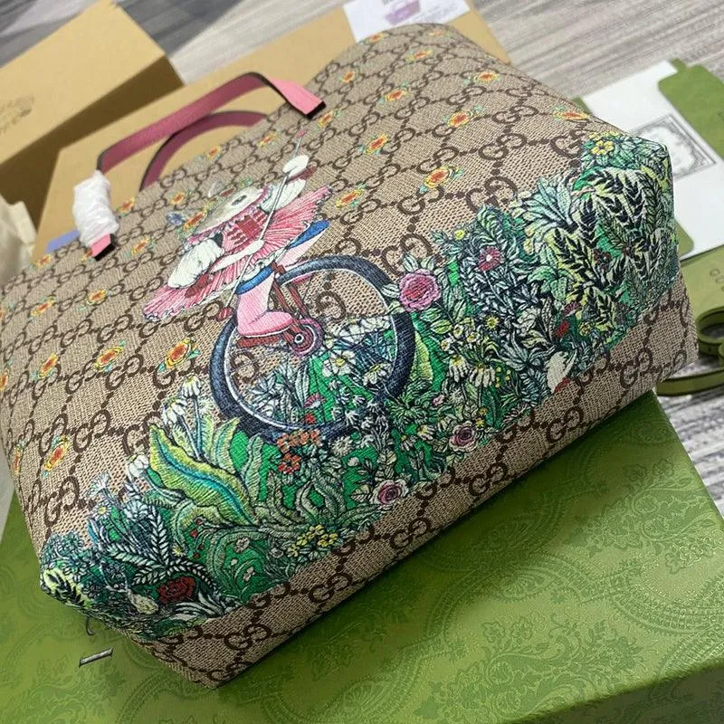Charm - GG Bags - 1925