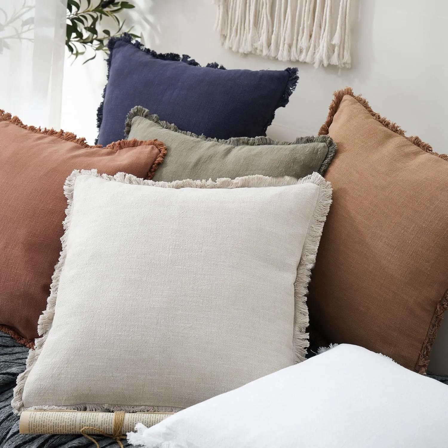 Foindtower Set of 2 Decorative Linen Fringe Throw Pillow Covers Cozy Boho Farmhouse Cushion Cover with Tassels Soft Accent Pillowcase for Couch Chair Sofa Bed Living Room Home Decor,18×18 Inch,Beige