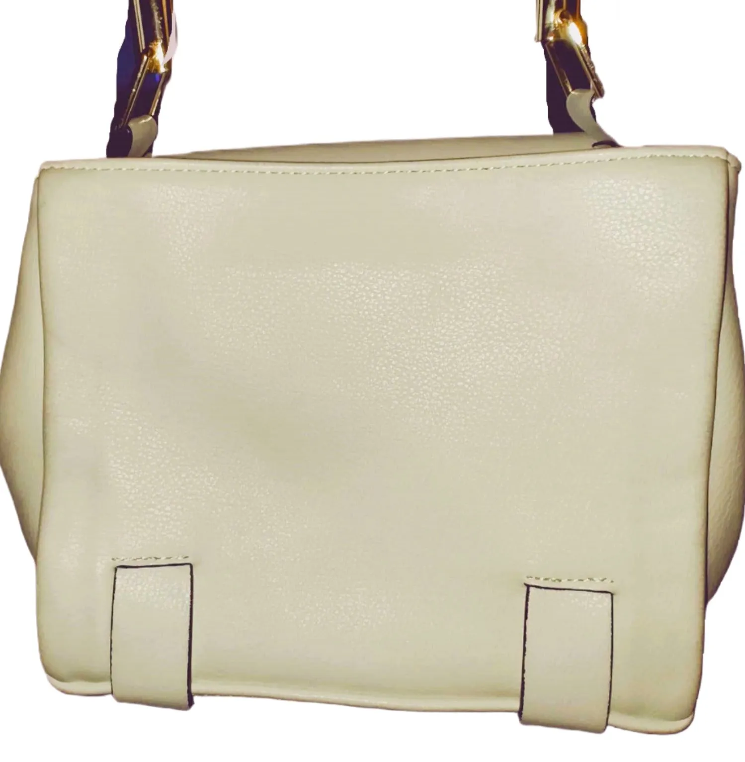 Gianni Bini White Handbag with Clear Acrylic Handle - preowned
