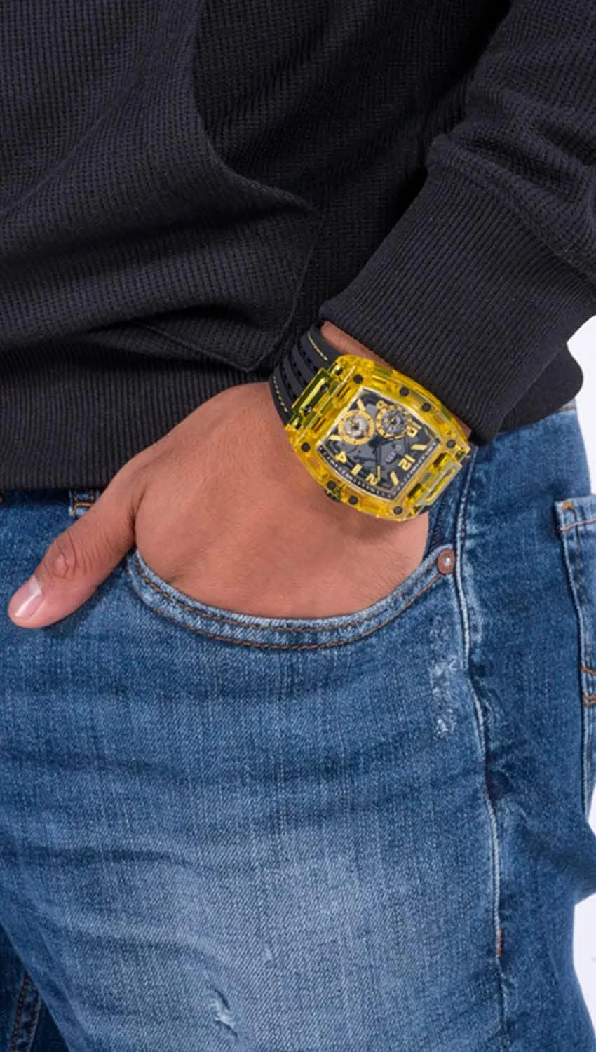 GUESS Men's Trend Tonneau 43mm Watch