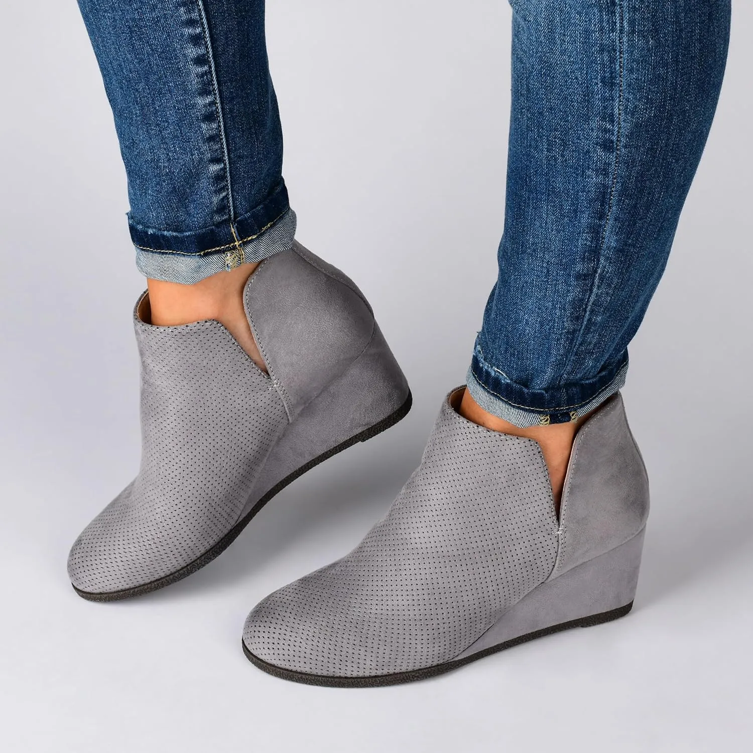 Journee Collection Women's Mylee Ankle Boot