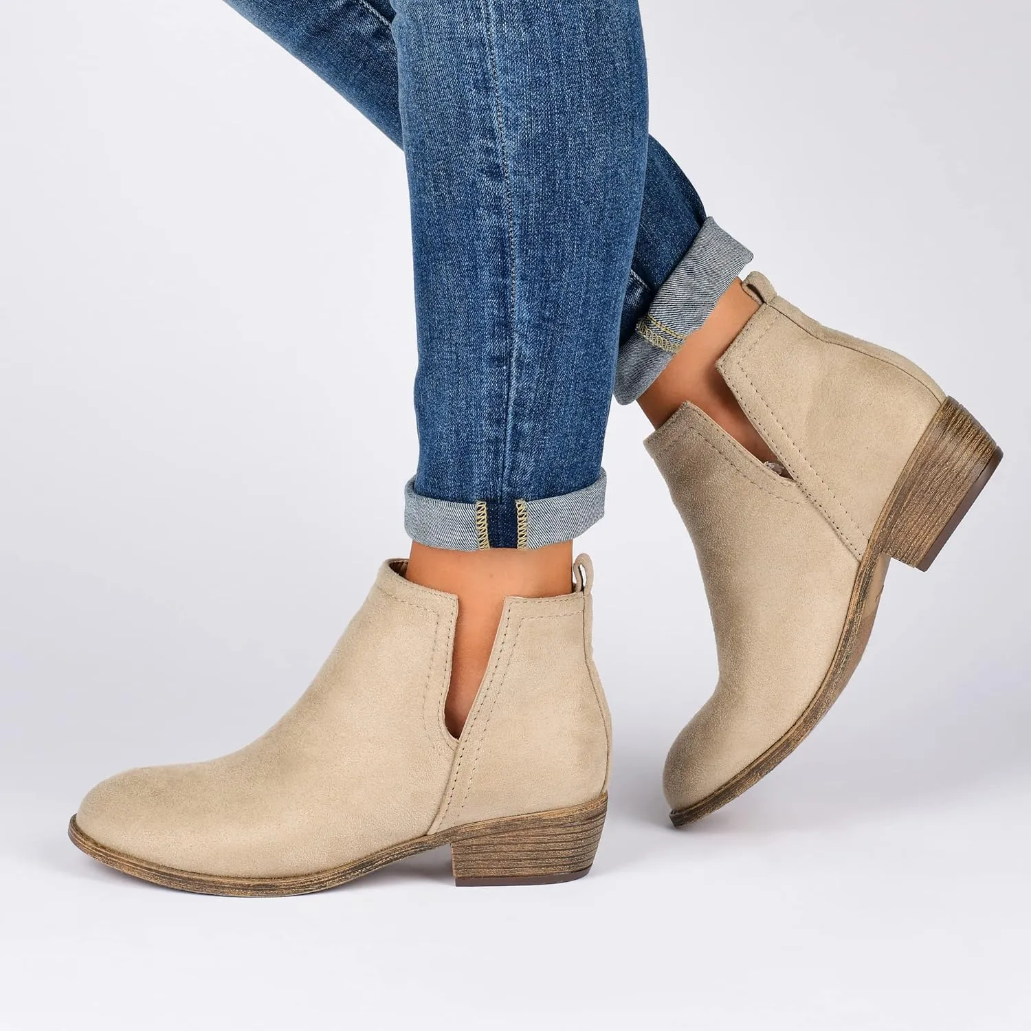 Journee Womens Rimi Pull On Stacked Heel Booties