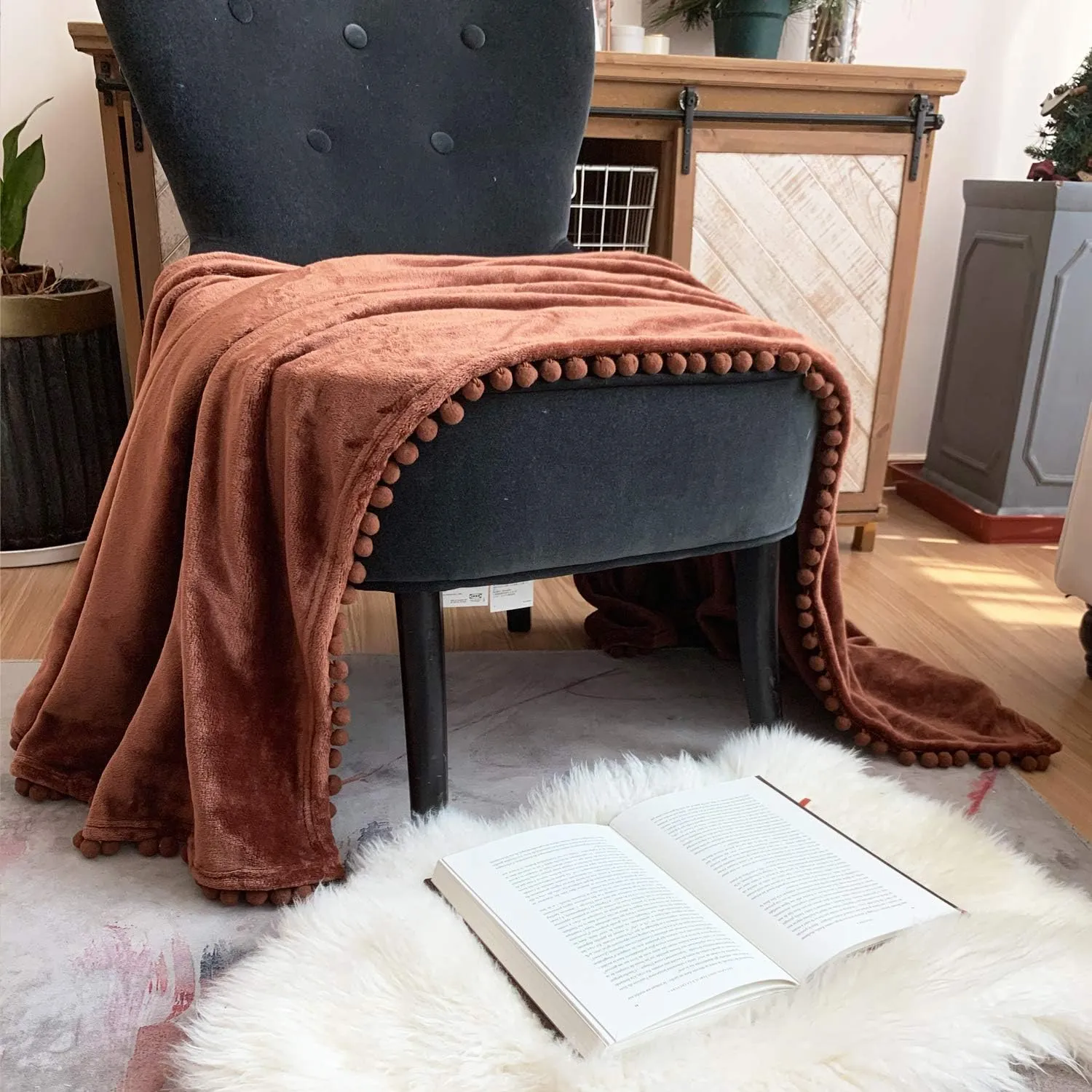 LOMAO Flannel Blanket with Pompom Fringe Lightweight Cozy Bed Blanket Soft Throw Blanket fit Couch Sofa Suitable for All Season (Brown, 60''x80'')