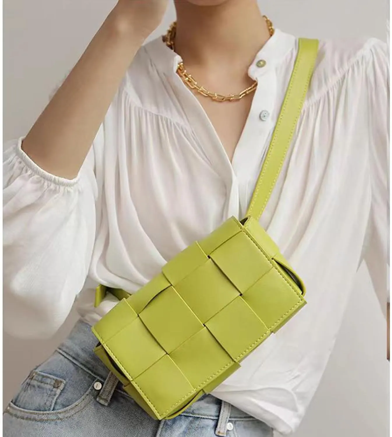 Mini Woven Lether Purse Crossbody, Waist Pack Bag with Adjustable Belt, Fanny Packs Purse, Shoulder Handbags (Black)