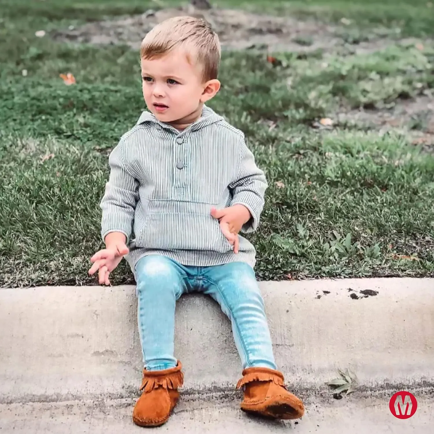 Minnetonka Velcro Back Flap Bootie (Toddler)