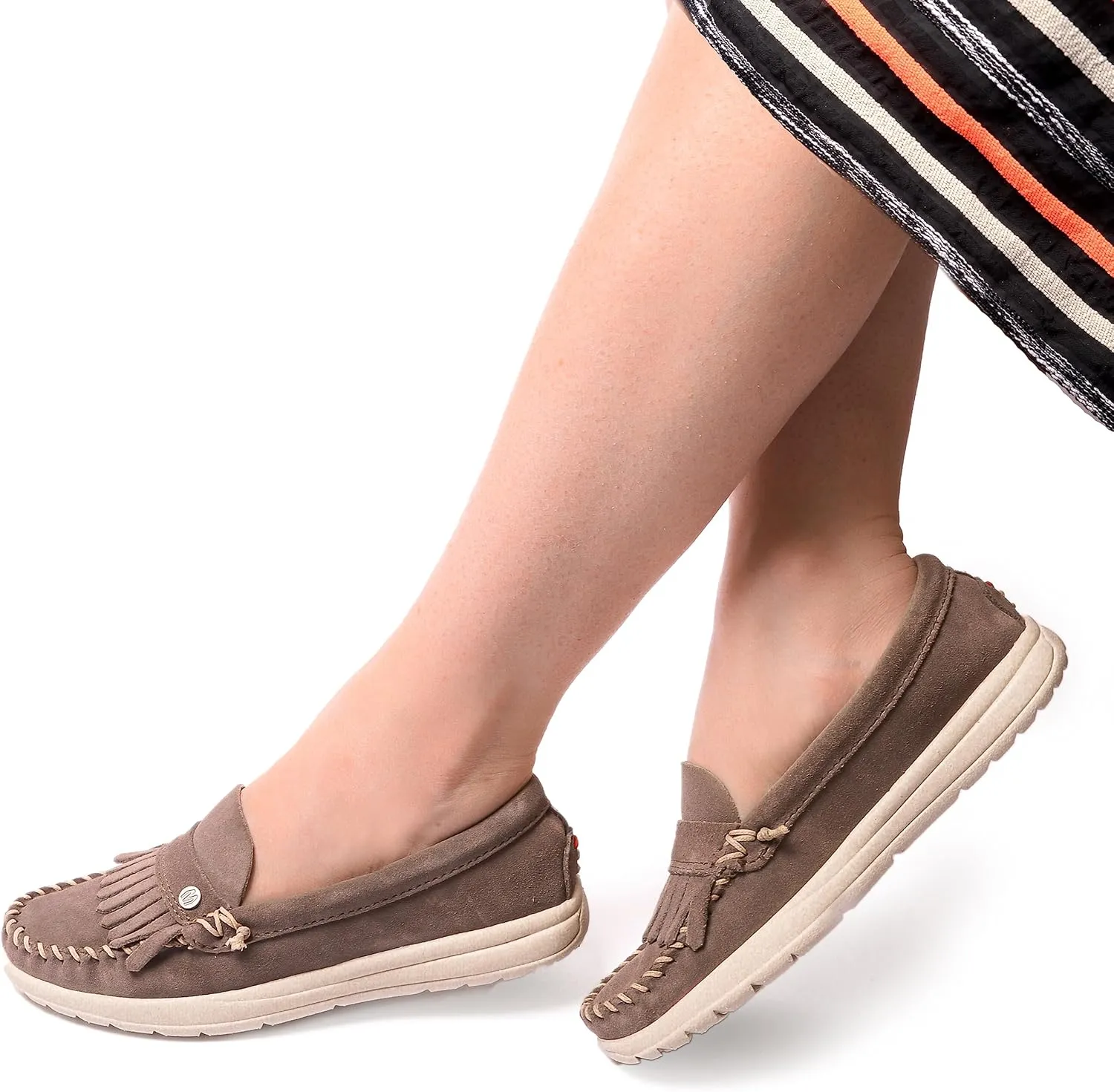 Minnetonka Women's Kylee Kilty Moccasin
