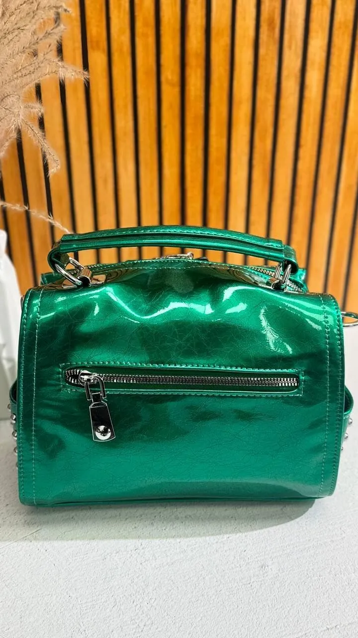 NYC Glam – A Bold Statement Bag with Futuristic Shine