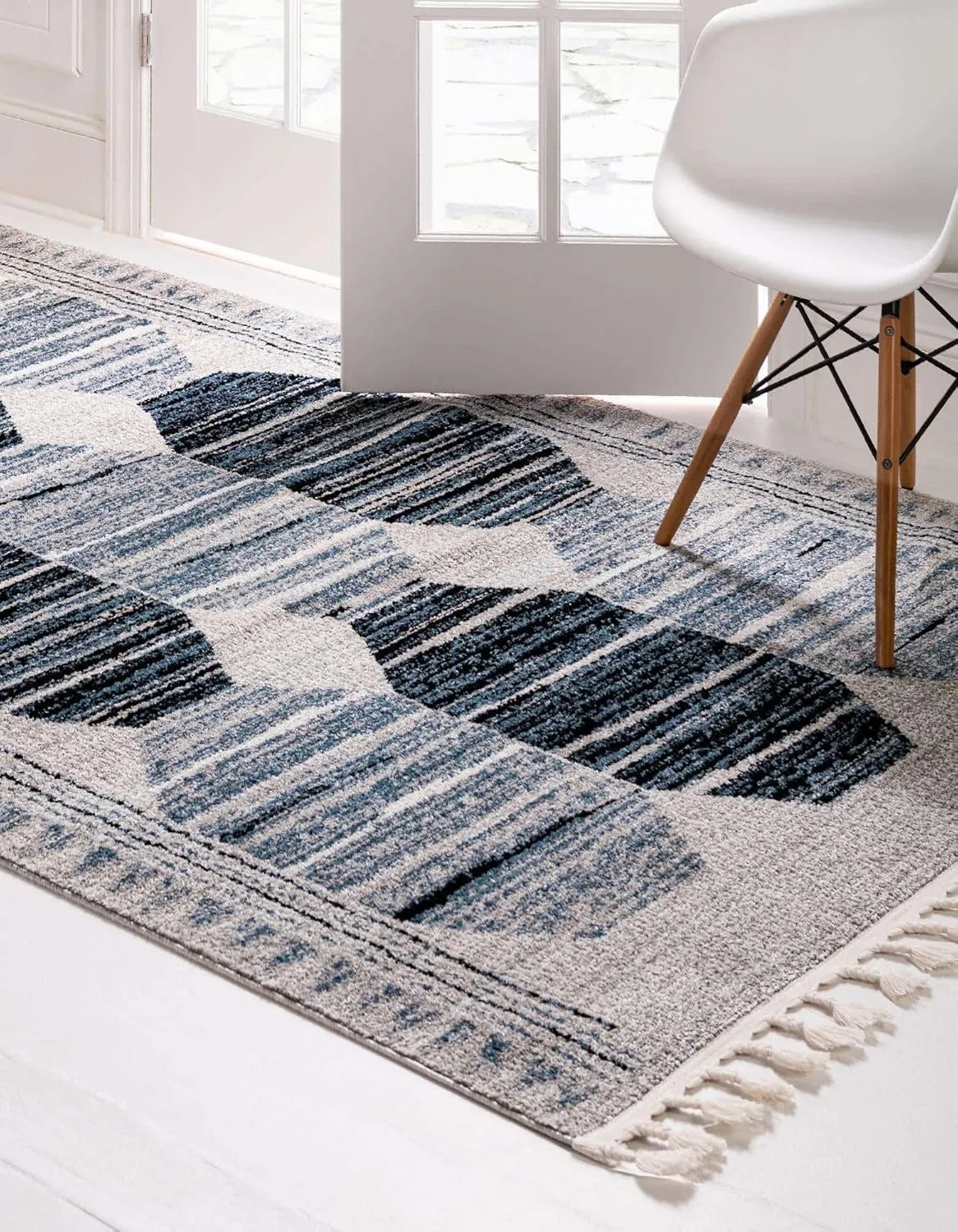 Rugs.com Aramis Collection Rug – 3' x 5' Blue Medium Rug Perfect for Entryways, Kitchens, Breakfast Nooks, Accent Pieces