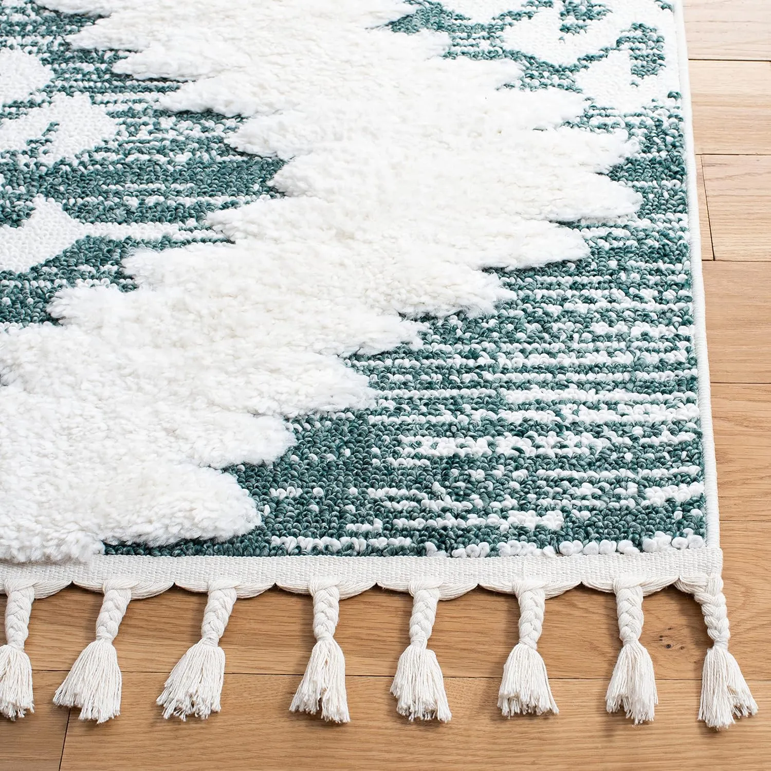 SAFAVIEH Moroccan Tassel Shag Collection Area Rug - 9' x 12', Green & Ivory, Boho Design, Non-Shedding & Easy Care, 2-inch Thick Ideal for High Traffic Areas in Living Room, Bedroom (MTS652Y)