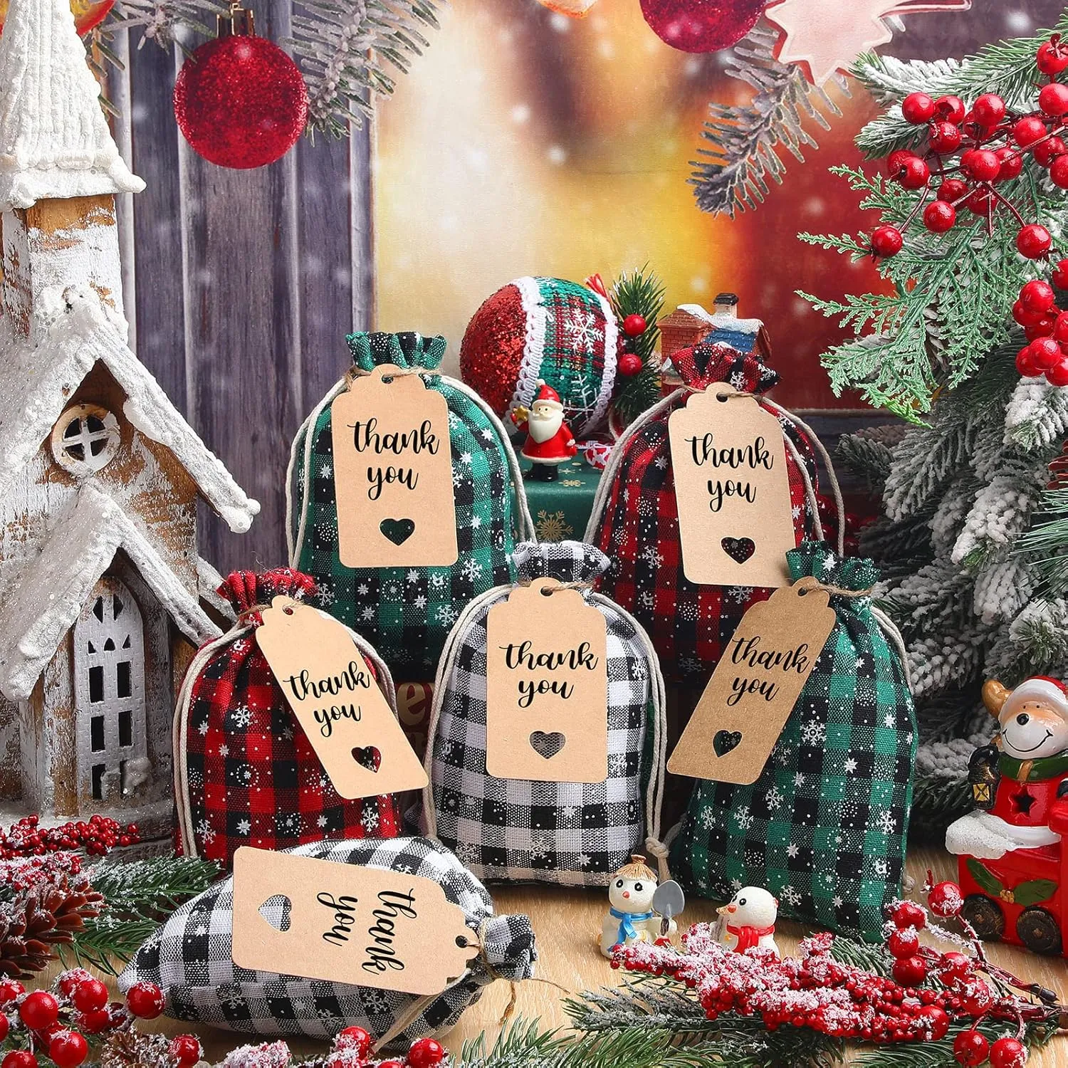 Shappy 48 Pcs Christmas Drawstring Bags Xmas Buffalo Plaid Burlap Candy Bags Linen Treat Sack Holiday Party Favor Christmas Sack Sachet with Cards and Rope(7 x 5 Inch,Black, Red, White, Green)