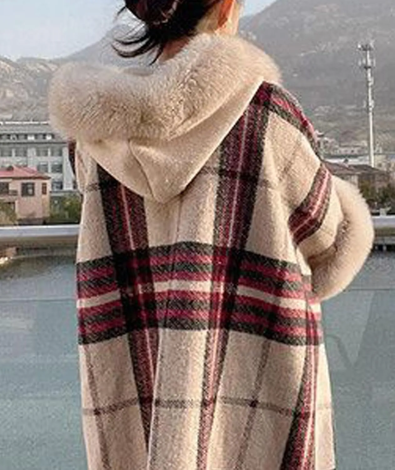 SOMTHRON Women's Faux Fur Trim Shawl Wrap Poncho Cape Coat Open Front Winter Fringe Hooded Knitted Sweater Cardigan