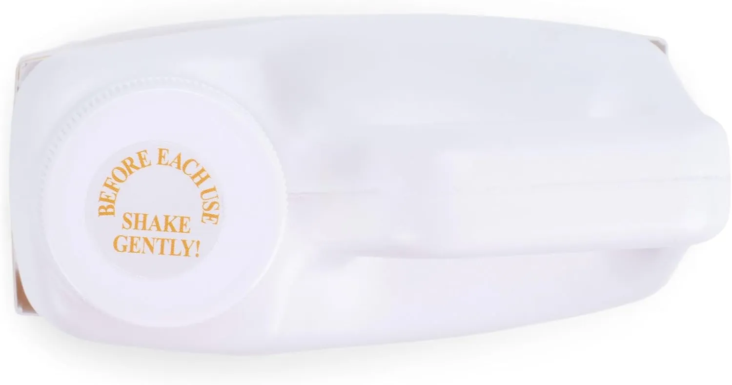 Tyler Candle Co wboy 64 oz. Glamorous Wash, light yellow
