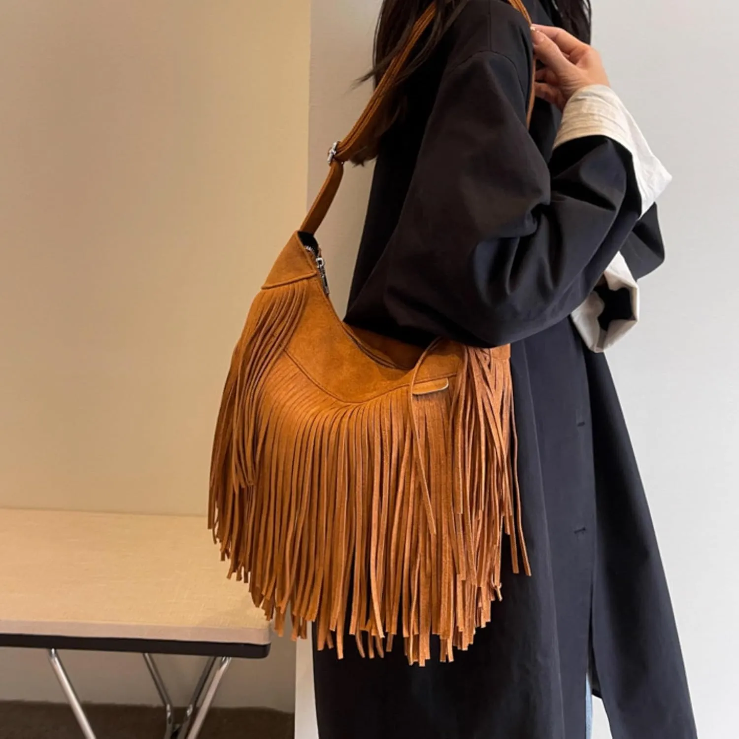 Women Vintage Suede Fringe Hobo Bag Tote Shoulder Bag Crossbody Bag and Hippie Western Cowgirl Purse Shoulder Bag