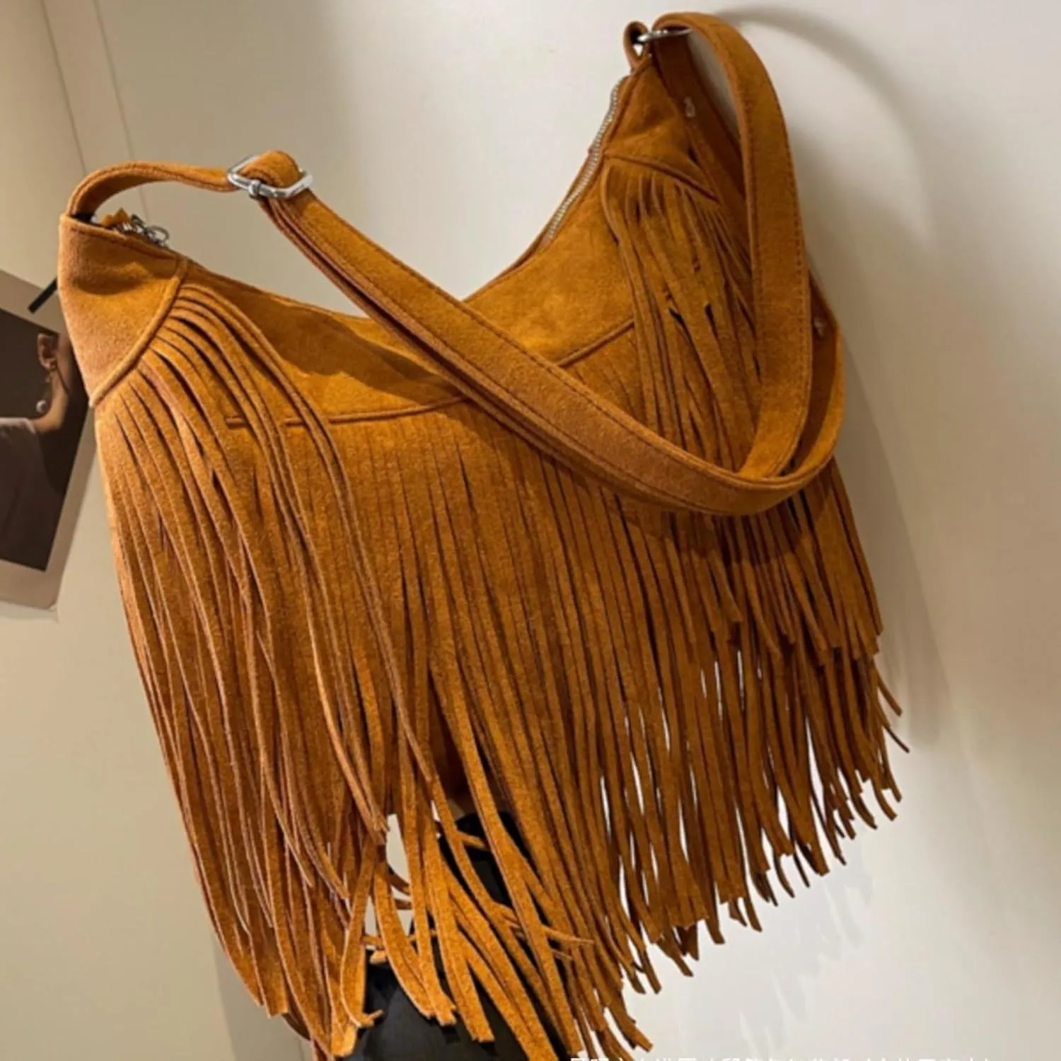 Women Vintage Suede Fringe Hobo Bag Tote Shoulder Bag Crossbody Bag and Hippie Western Cowgirl Purse Shoulder Bag