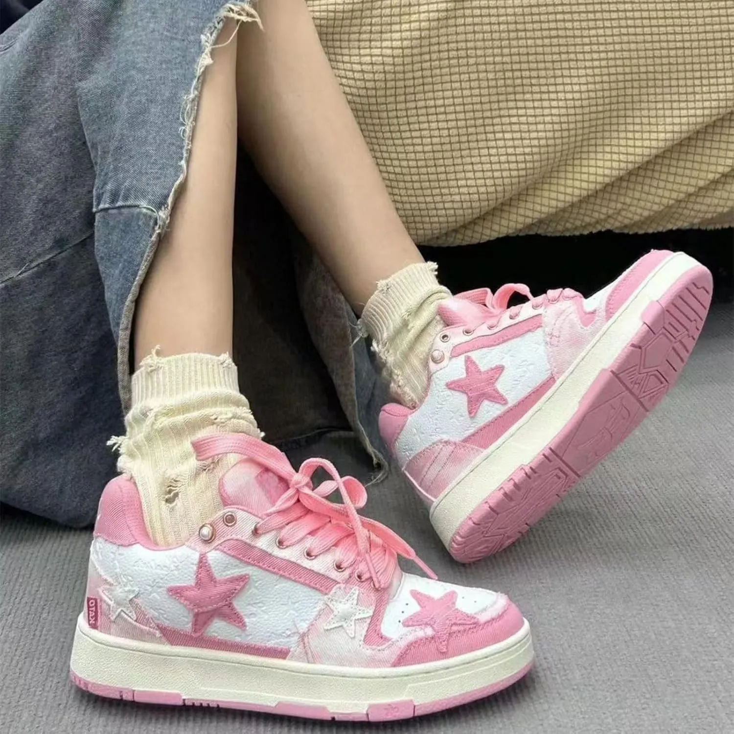 Women's Pink Star-Embroidered High-Top Sneakers Cute Kawaii Casual Shoes Chunky Sole Streetwear Daily Outfits